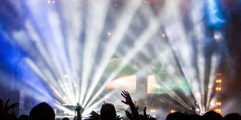 名鞋店89：正品运动鞋殿堂，篮球鞋与阿迪达斯爱好者的终极指南