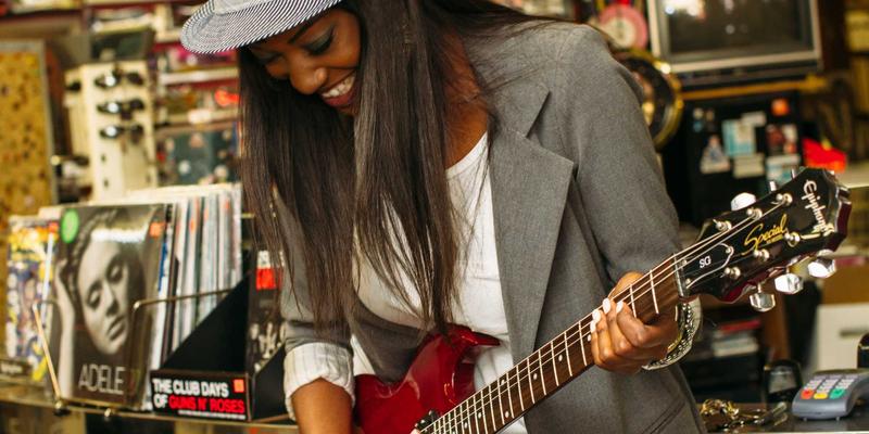 名鞋店洞察：正品鞋类商城如何掘金篮球鞋二手转卖新蓝海