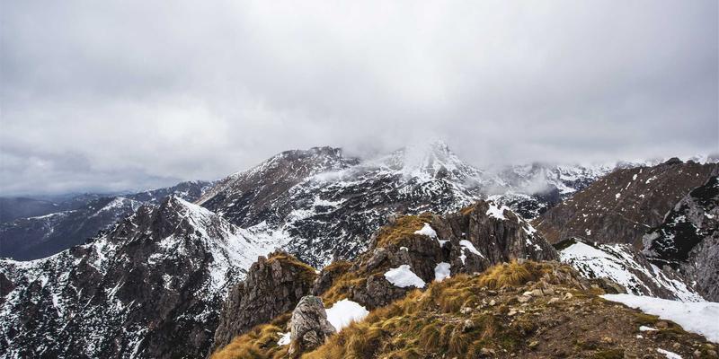 沉浸式购物体验：名鞋店如何运用心理学设计提升耐克鞋与新百伦鞋的销售转化